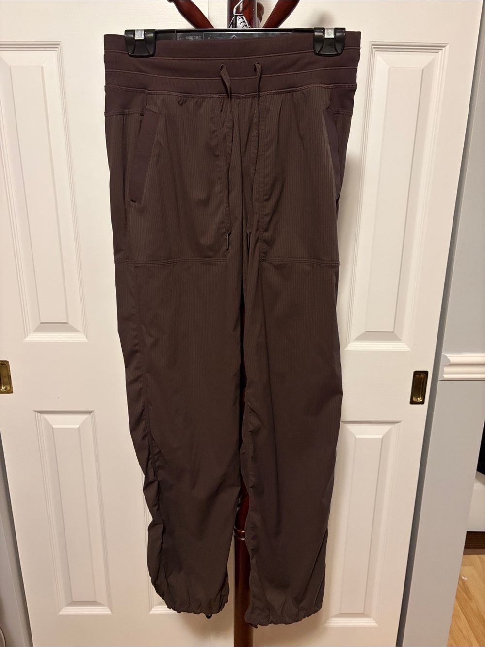 Lululemon Dance Studio Mid-Rise Pants Size 6 in Brown - Swift Fabric Style: LW5E